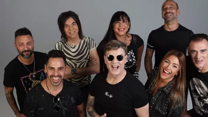 Vilma Palma e Vampiros y Compañía Ilimitada en una pachanga Vilma Palma e Vampiros y Compañía Ilimitada en una pachanga